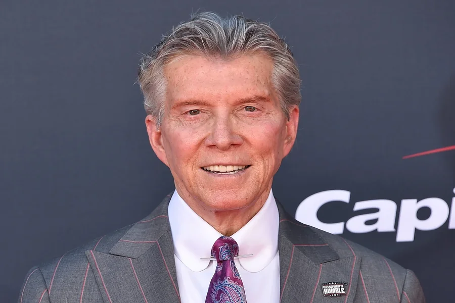 michael buffer net worth
