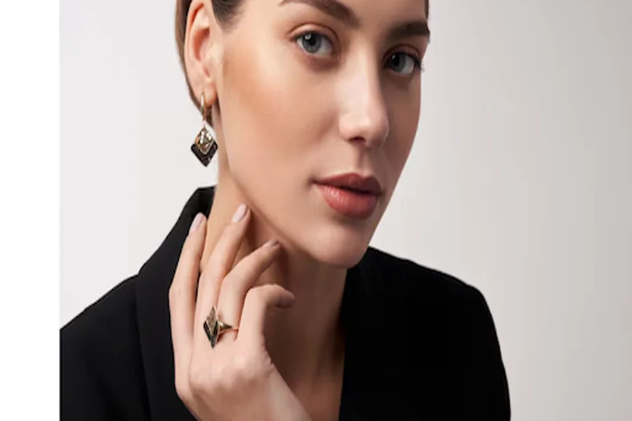 Explore Exquisite Pieces at CTF Jewellery – Elevate Your Style Statement Today