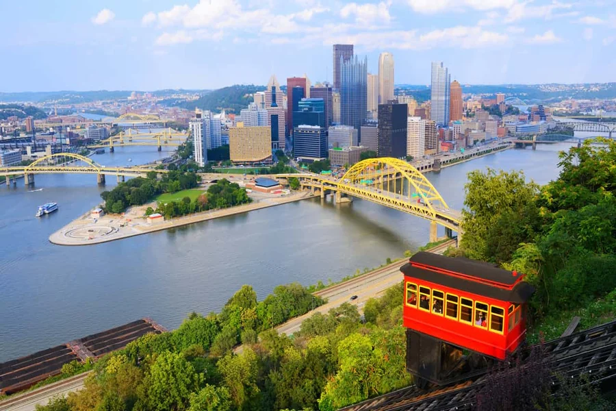 flights from hartford to pittsburgh