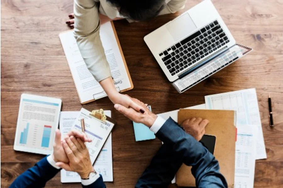 How to Run a Business Smoothly and Efficiently 