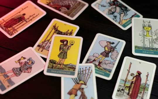 I Tried a Free AI Tarot Reading Every Day for a Week — Heres What Happened