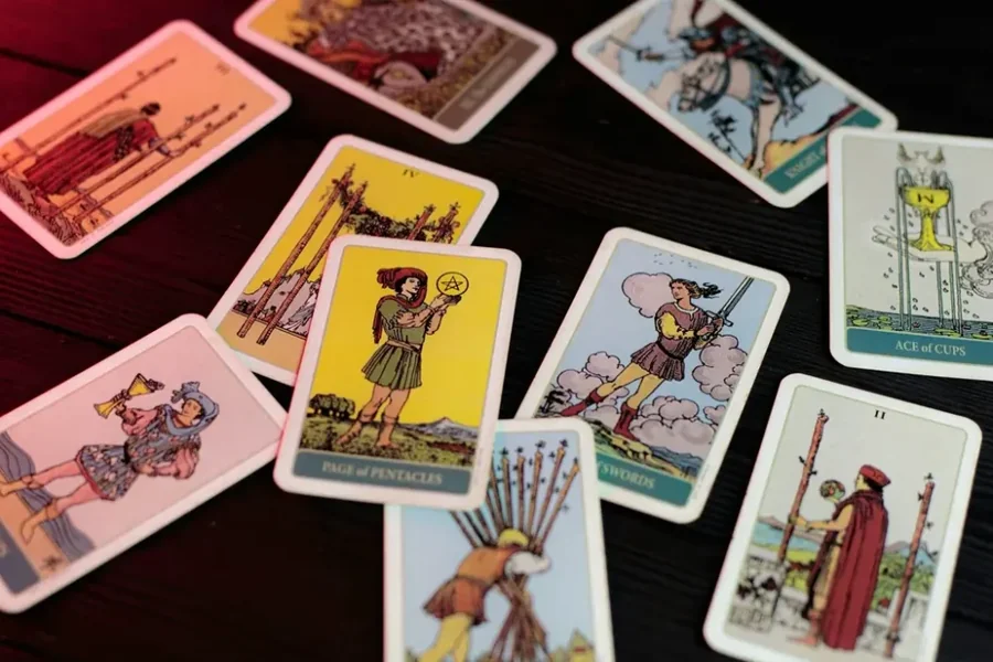 I Tried a Free AI Tarot Reading Every Day for a Week — Heres What Happened