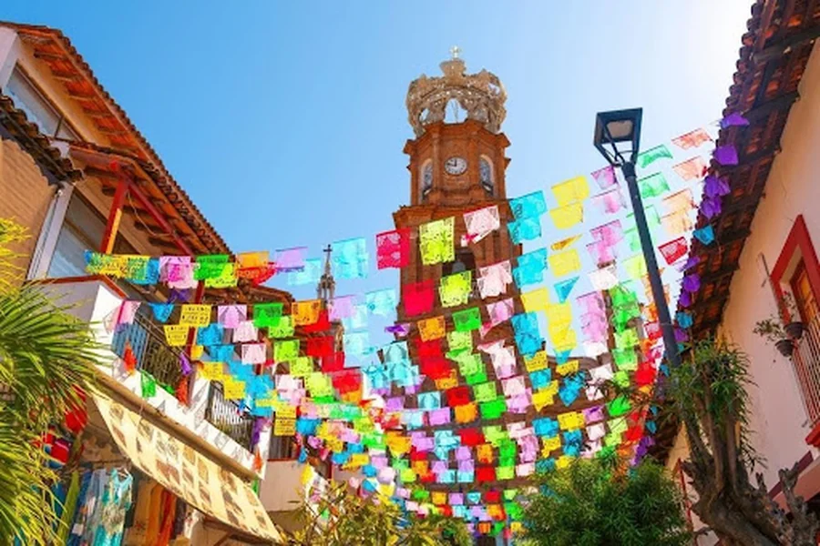 Mexican destinations for a December holiday trip from the US destinations