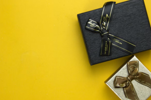 Modern Luxury Guide Choosing Meaningful Keepsakes for Special Occasions